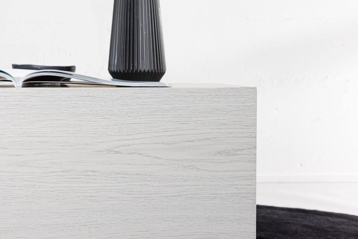 Konferenčný stolík/príručný stolík Rivana – jednoduchý a všestranný