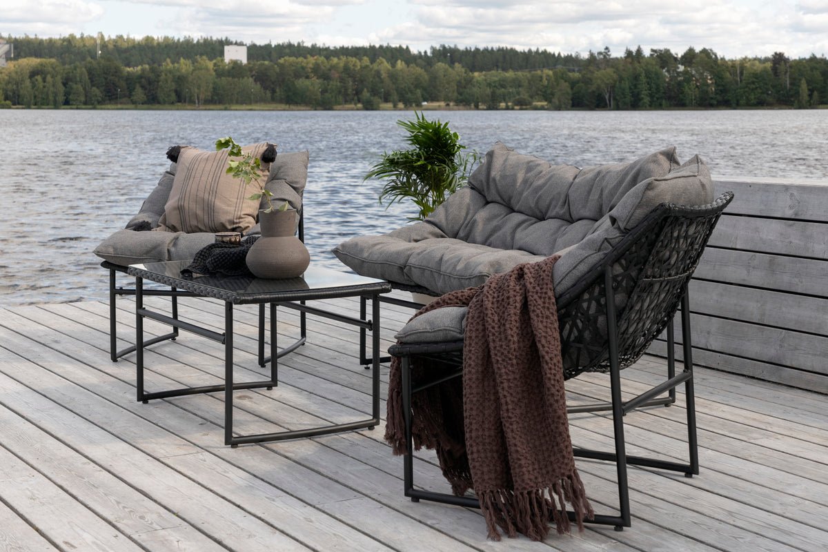 Garten Loungeset Marvella – 4-teiliges Outdoor-Sofa-Set in Schwarz mit Polstern