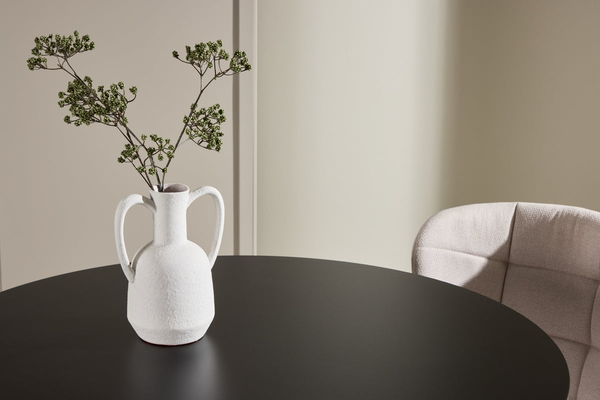 Jedálenský stôl Murry - harmonicky zapadá do rôznych štýlov zariadenia