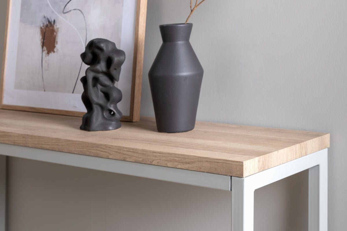 Prístavný stolík Regina – v rôznych farbách