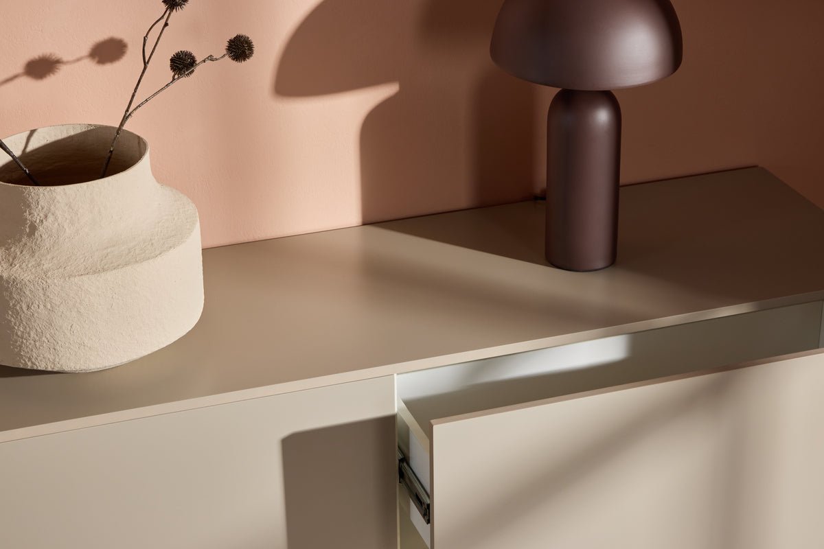 TV-Lowboard Valerio – Minimalistische Eleganz in Beige