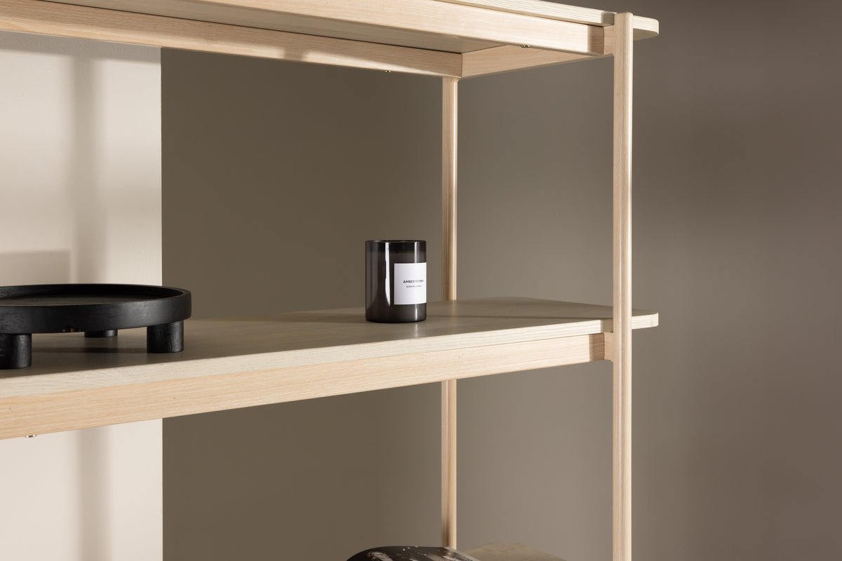 Prístavný stolík Alin – v dvoch farbách a veľkostiach