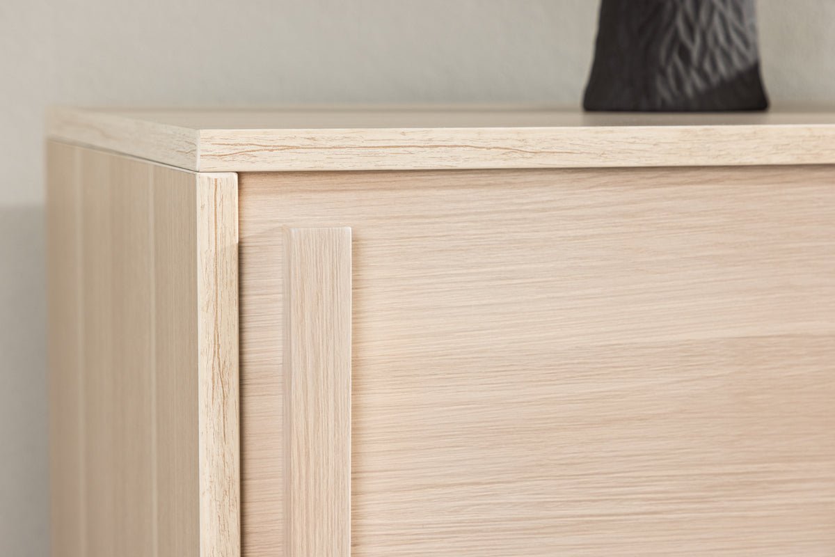 Dizajnový TV nízky stolík Valero 180 cm MDF – matný, s lamelovým čelom