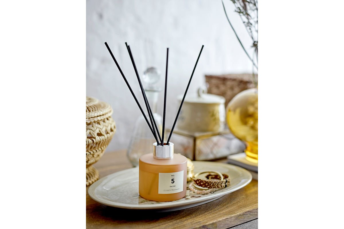 Servírovací tanier Avelis - vyrobený z kameniny - kvetinový motív