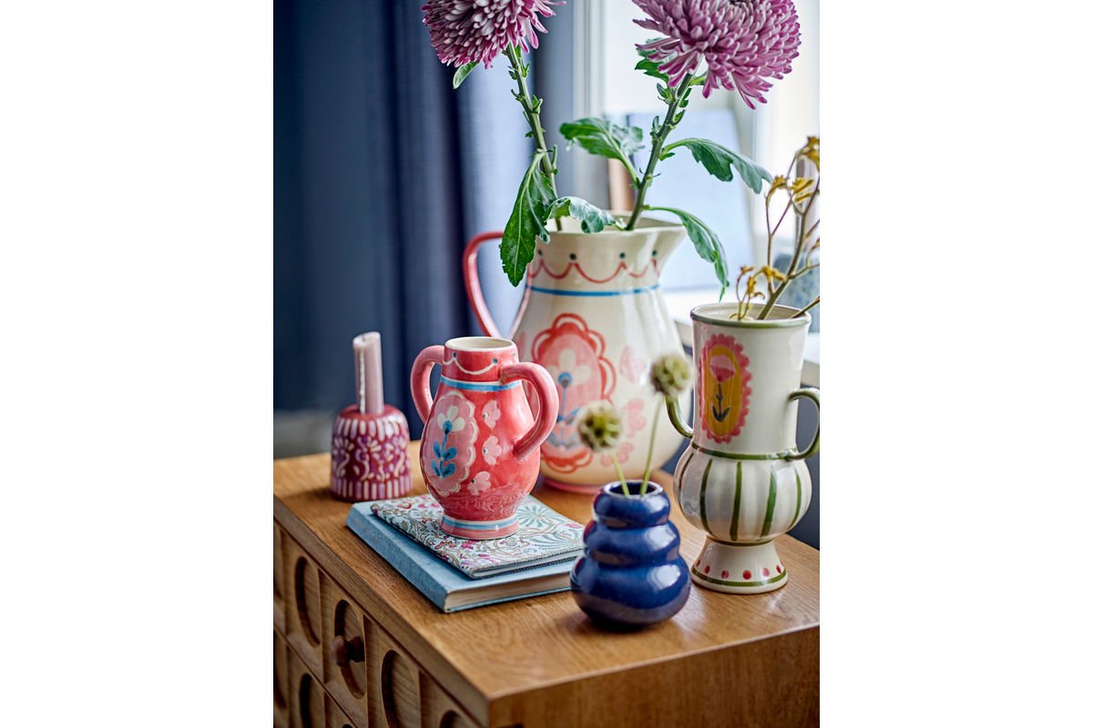 Krug Miren – handdekoriertes Steingut mit Blumenmotiv