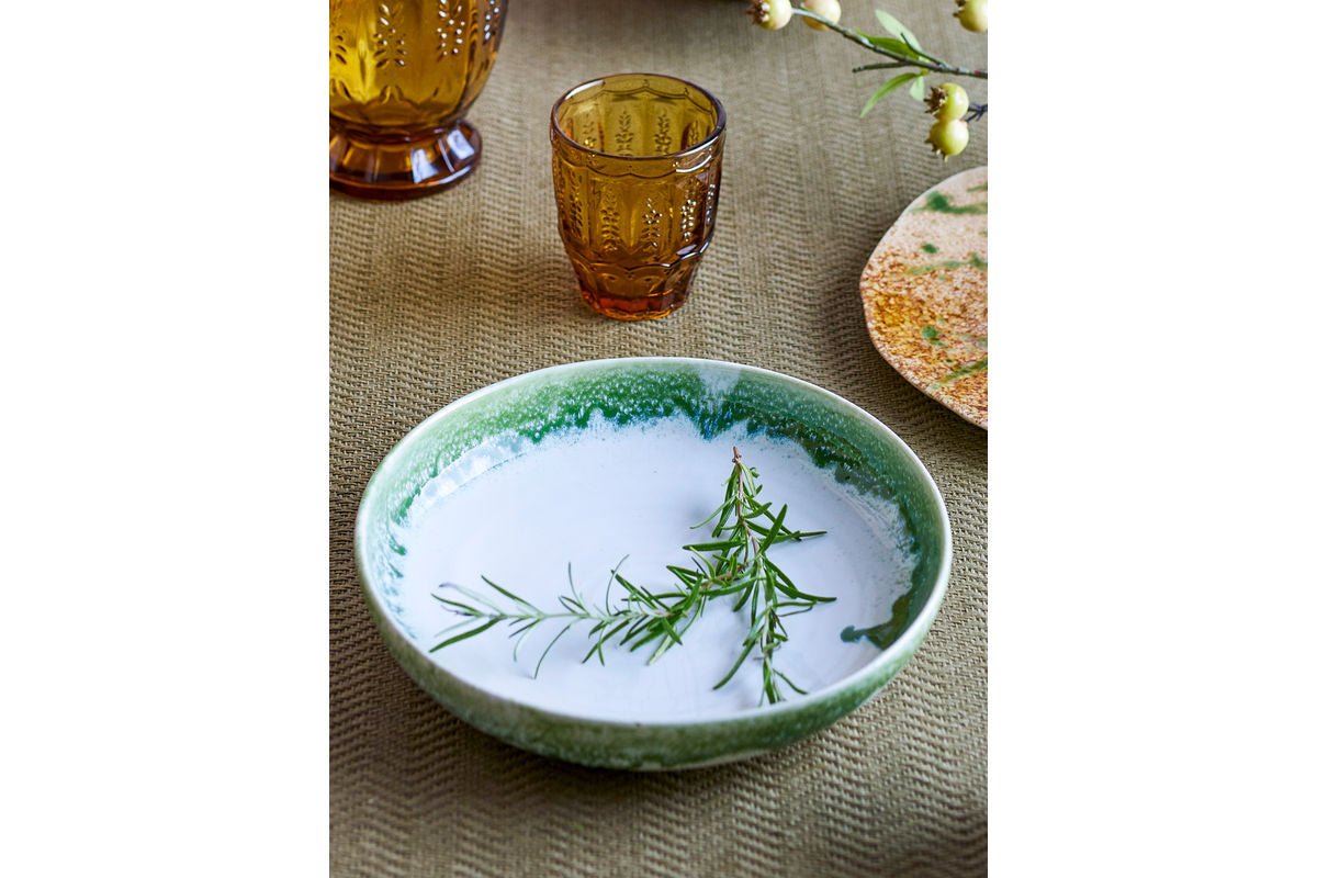 Servierplatte Vellin – aus Steingut mit reaktiver Glasur