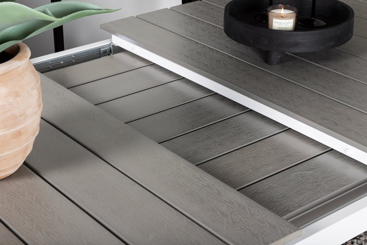 Záhradný stôl Kairen - perfektný pre spoločenské posedenia vonku