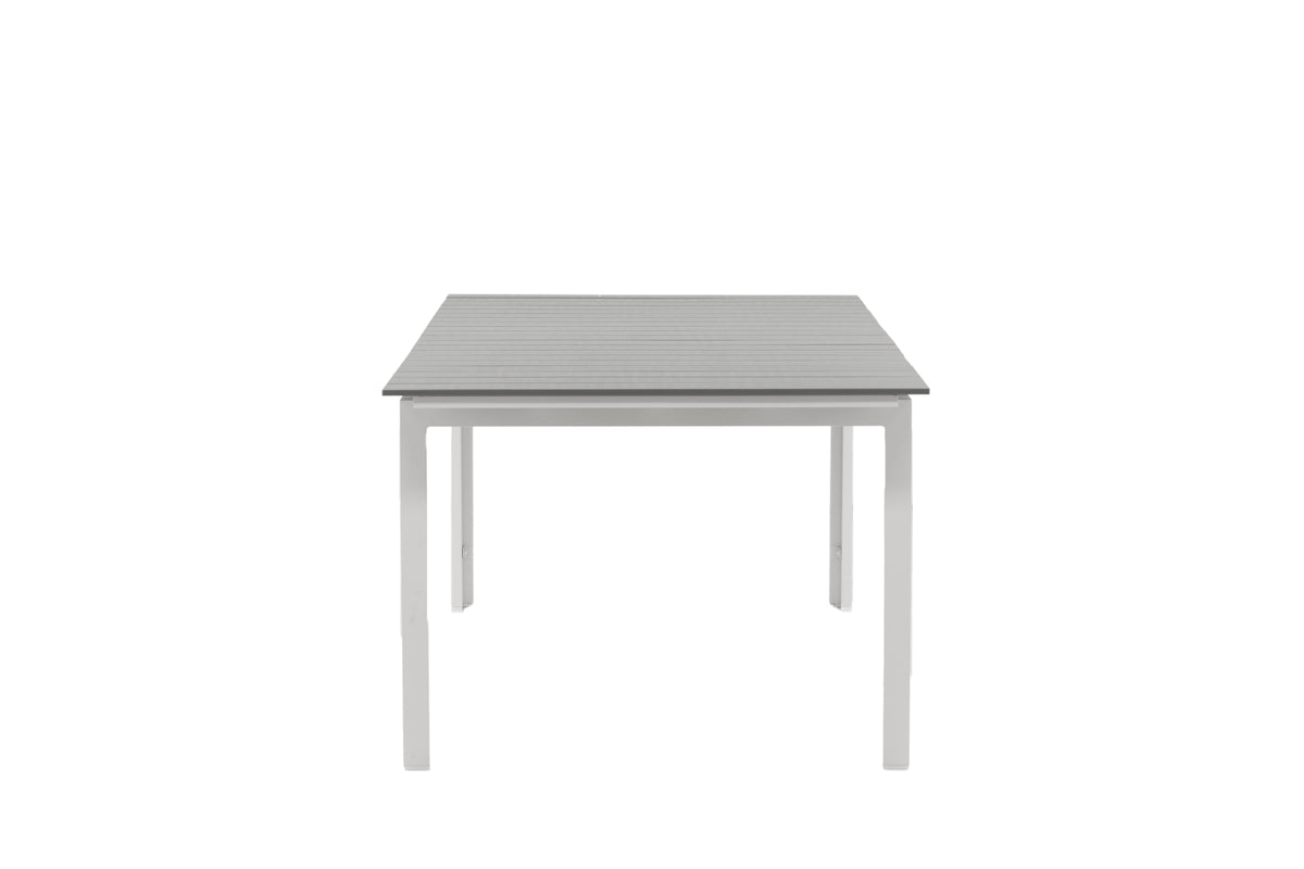 Záhradný stôl Kairen - perfektný pre spoločenské posedenia vonku