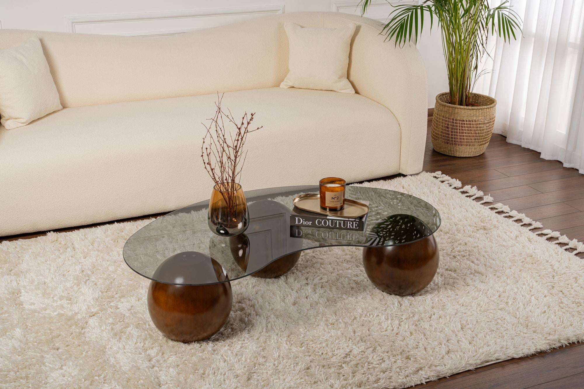 Konferenčný stolík Belaro - s oblým skleneným doskou