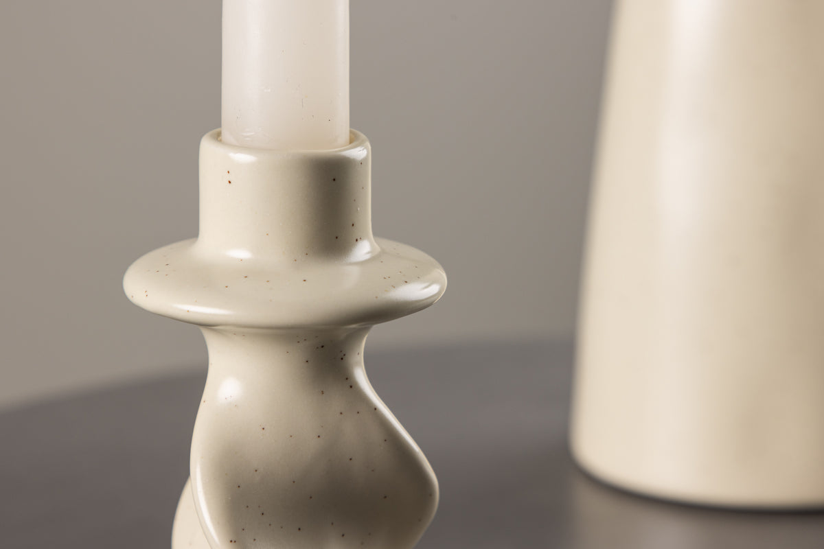 Kerzenhalter Medelin - Ø6 cm aus Steinzeug in der Farbe Beige