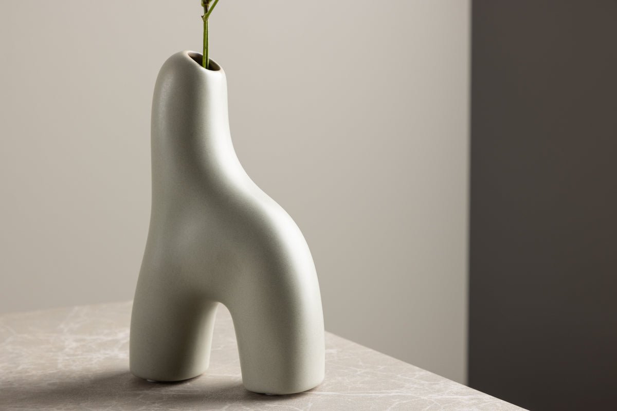 Váza Noara 16 cm – Sochársky dizajnový objekt z kameniny