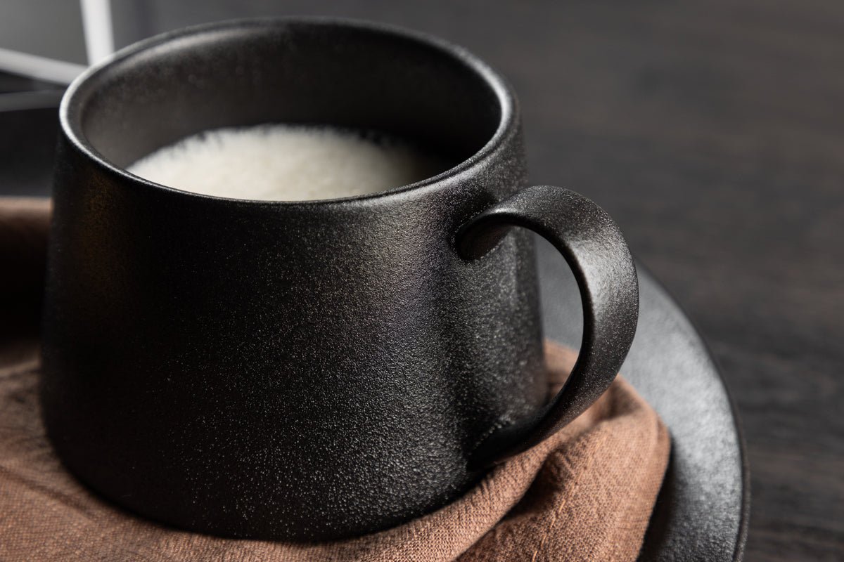 Kaffeetassen Black Swan - 2er-Set aus schwarzem Porzellan