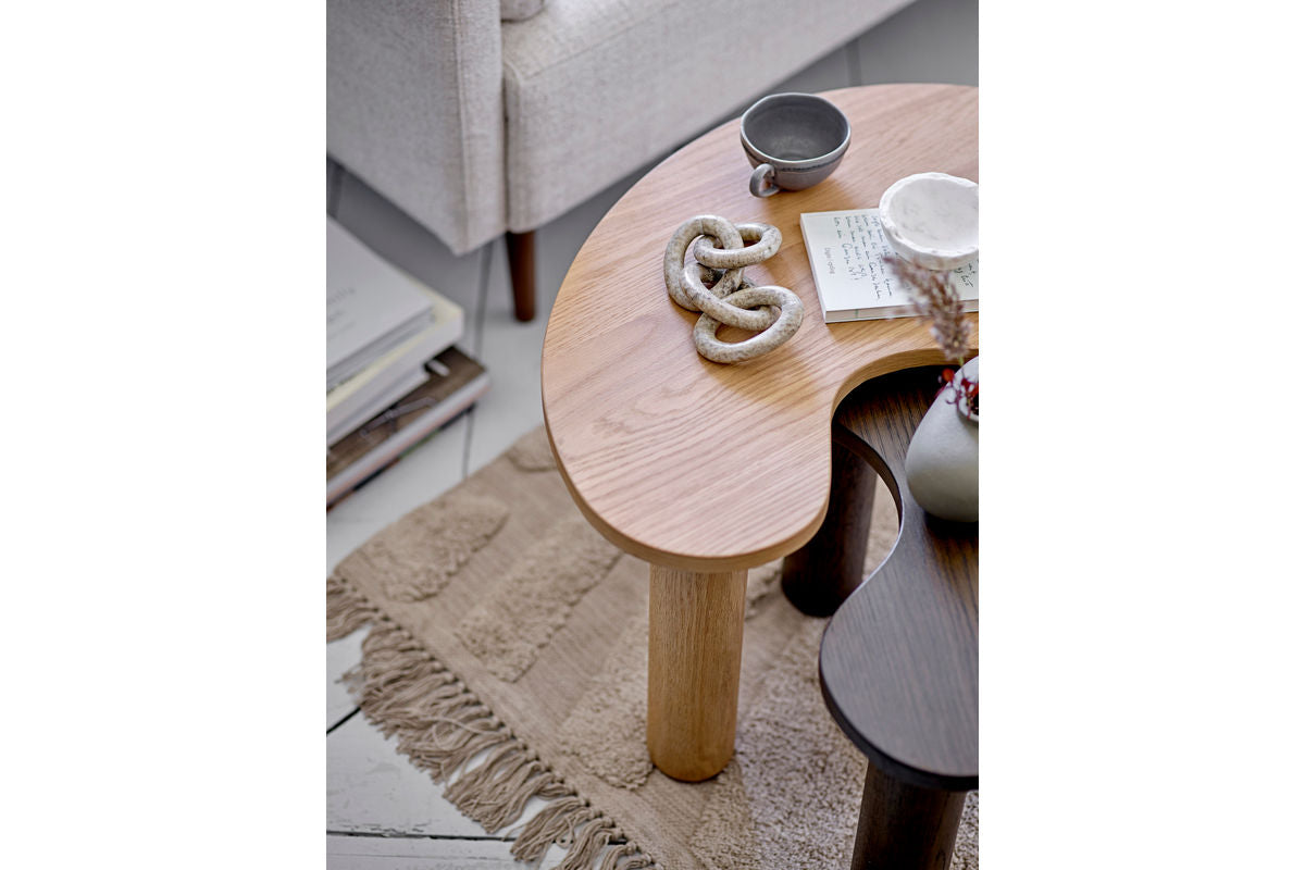 Konferenčný stolík Tahu – Organický dizajn z kaučukového dreva