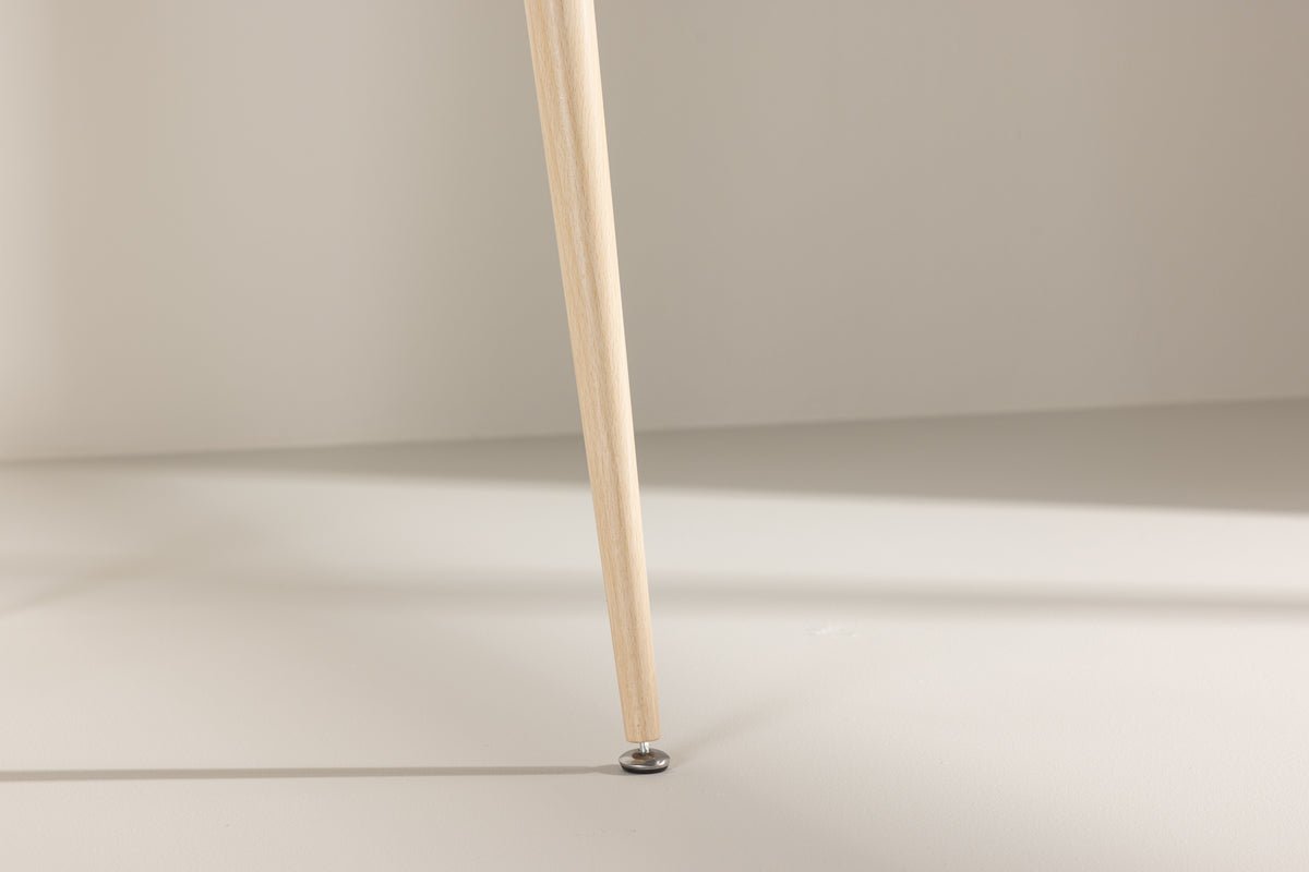 Jedálenský stôl Solana - elegantný a praktický