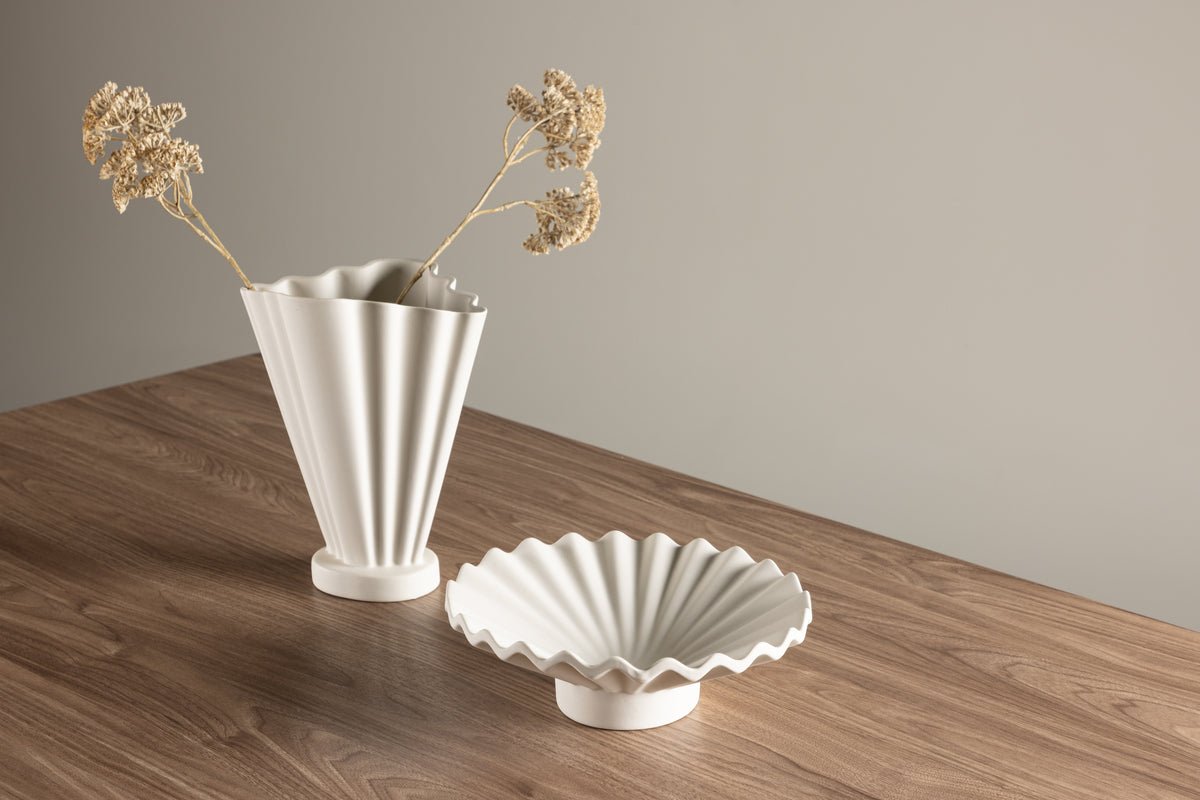 Jedálenský stôl Malo - harmonický kus nábytku pre spoločenské posedenie