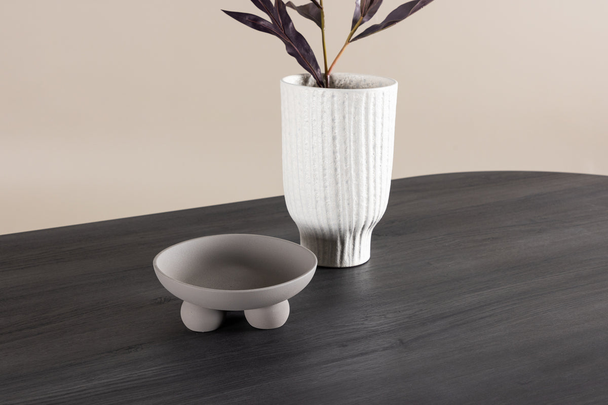 Jedálenský stôl Veyla - oválny jedálenský stôl v elegantnom Czarny