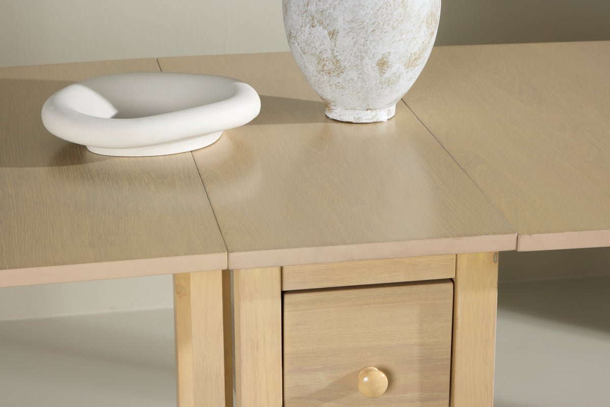 Jedálenský stôl Martha - obdĺžnikový rozťahovací jedálenský stôl natretý