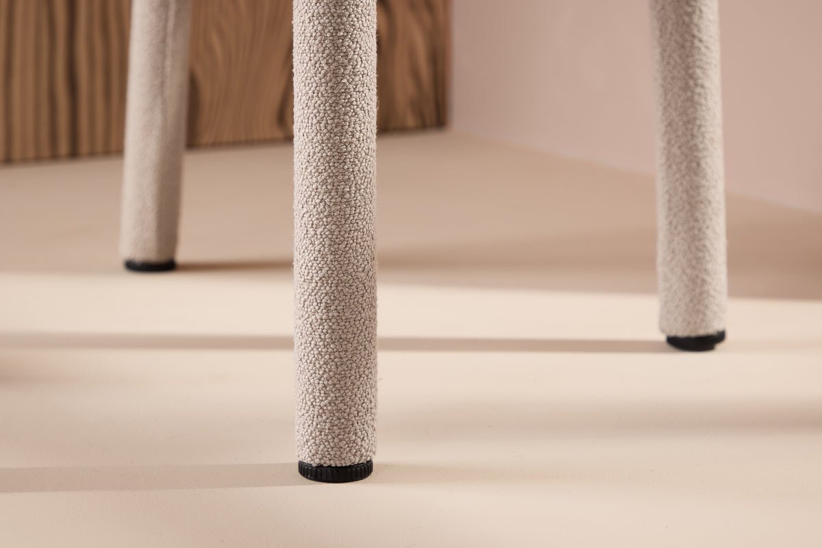 Sada 2 ks - stolička Marie s poťahom z bouclé látky