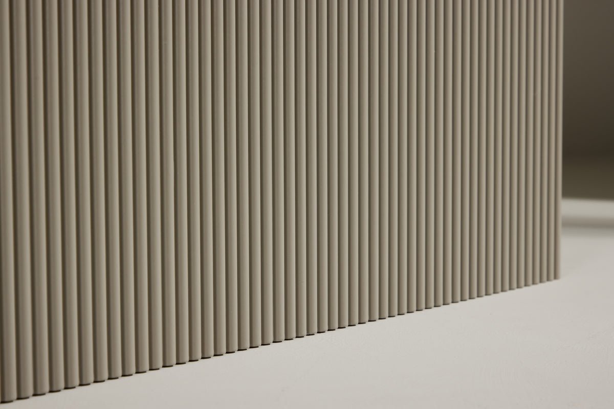 Prístavný stolík Luna – v elegantnej béžovej