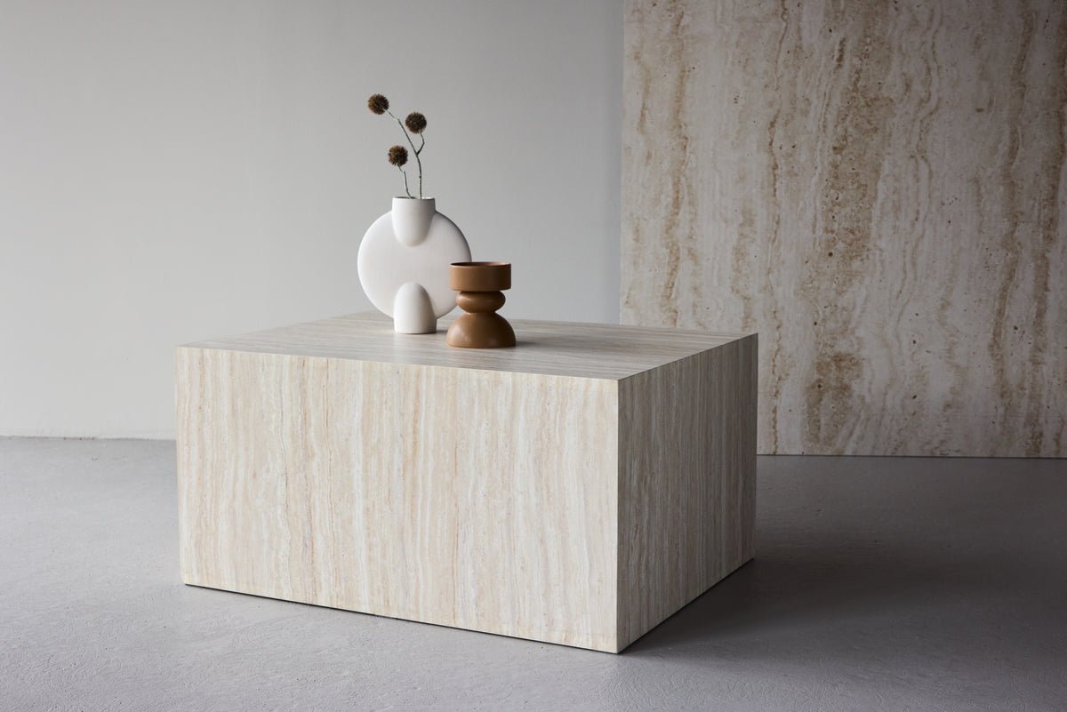 Konferenčný stolík/príručný stolík Rivana – jednoduchý a všestranný