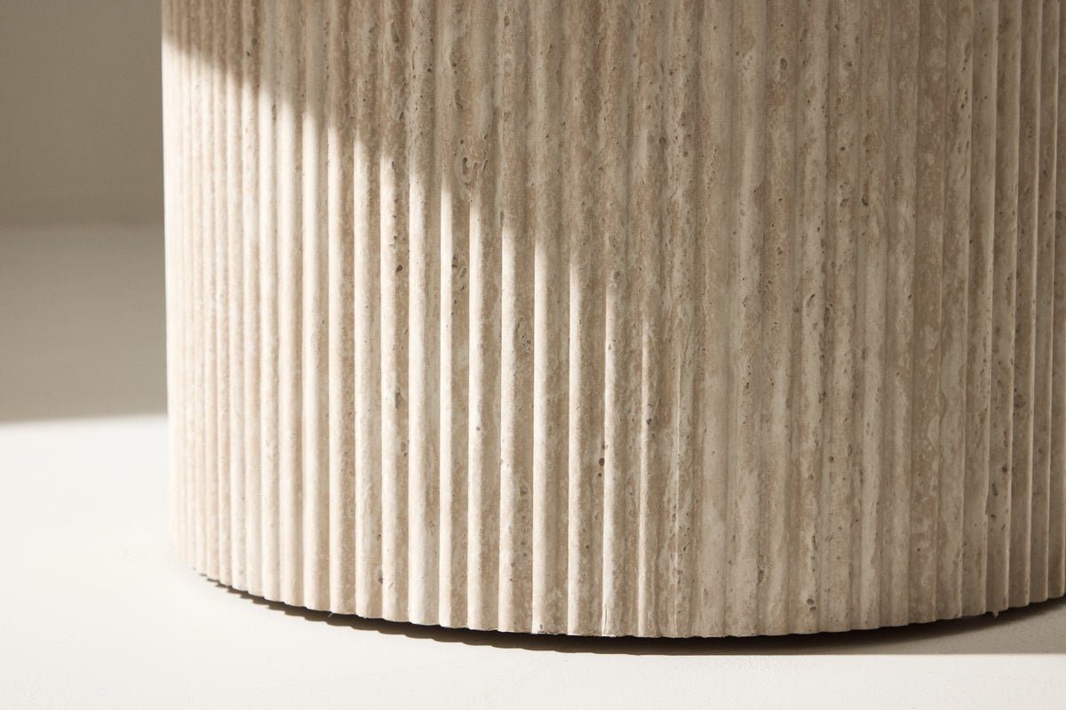 Konferenčný stolík Tino Big - s ryhovaným stojanom