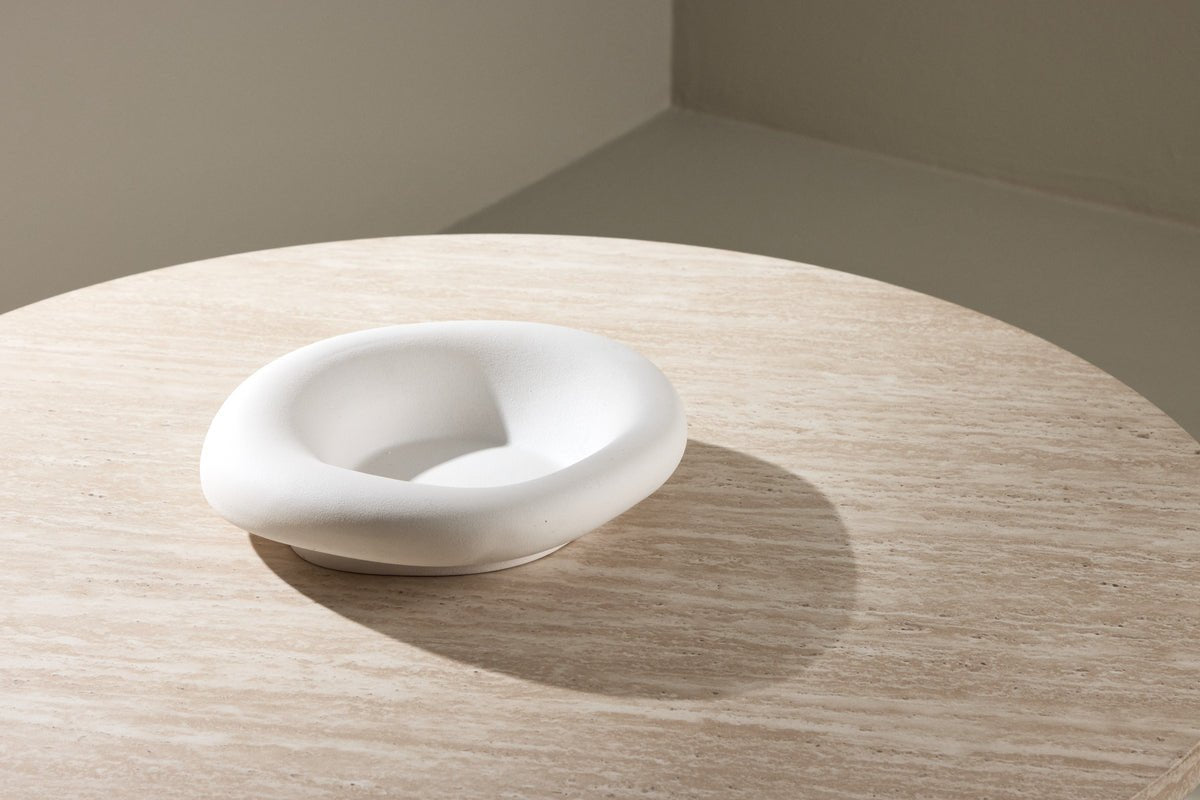 Konferenčný stolík Tino Big - s ryhovaným stojanom