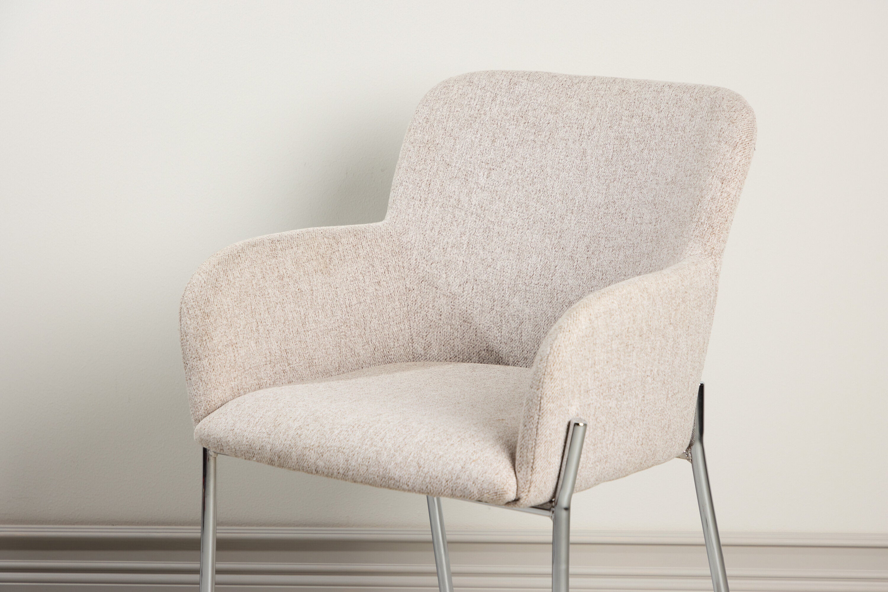 Stolička Helora v béžovej farbe z polyester-lanového materiálu