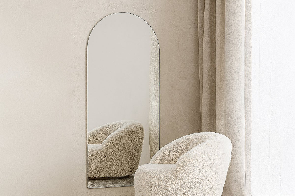 Spiegel Diona – mit ovaler Silhouette