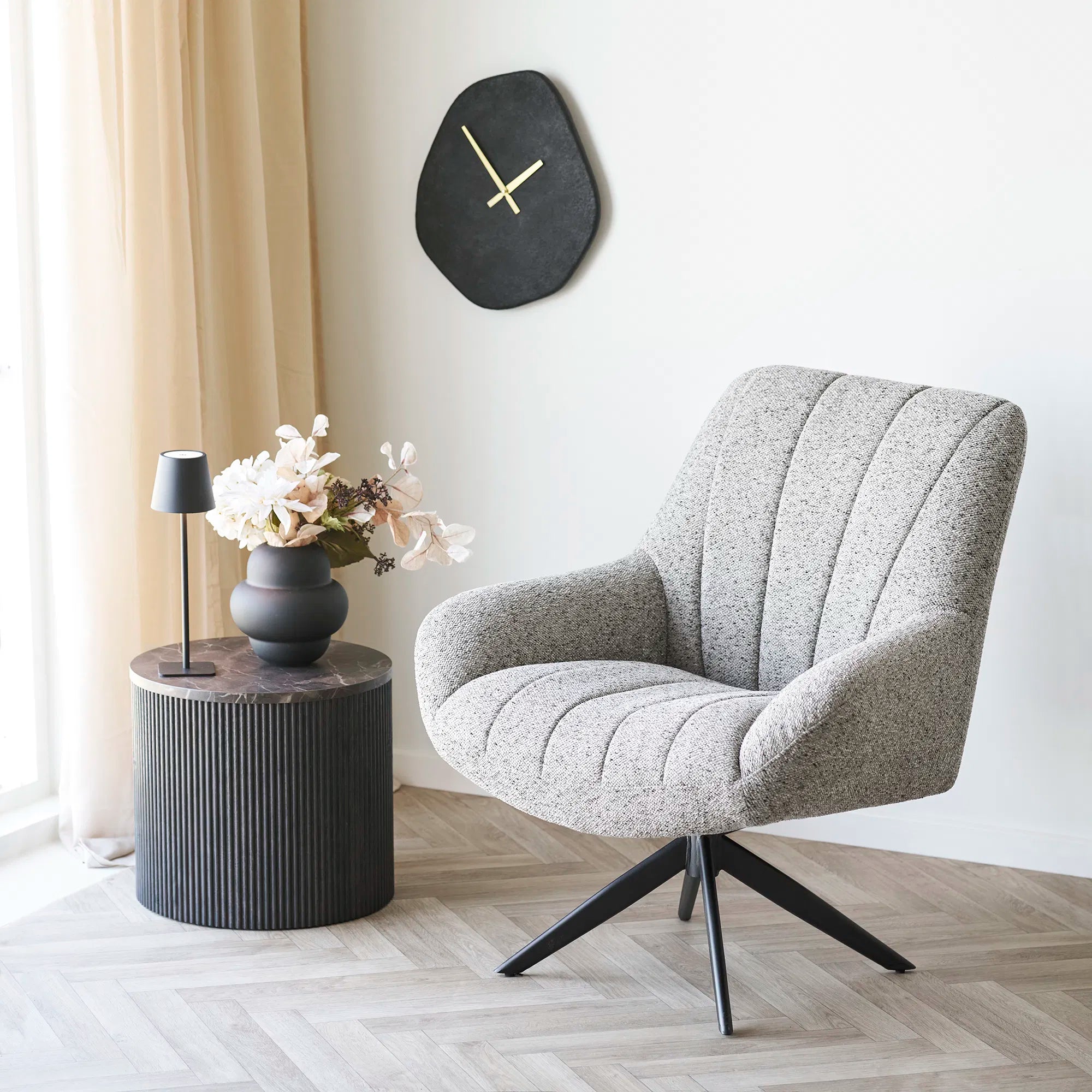 Stolná lampa „Lucardo“ – minimalistický dizajn