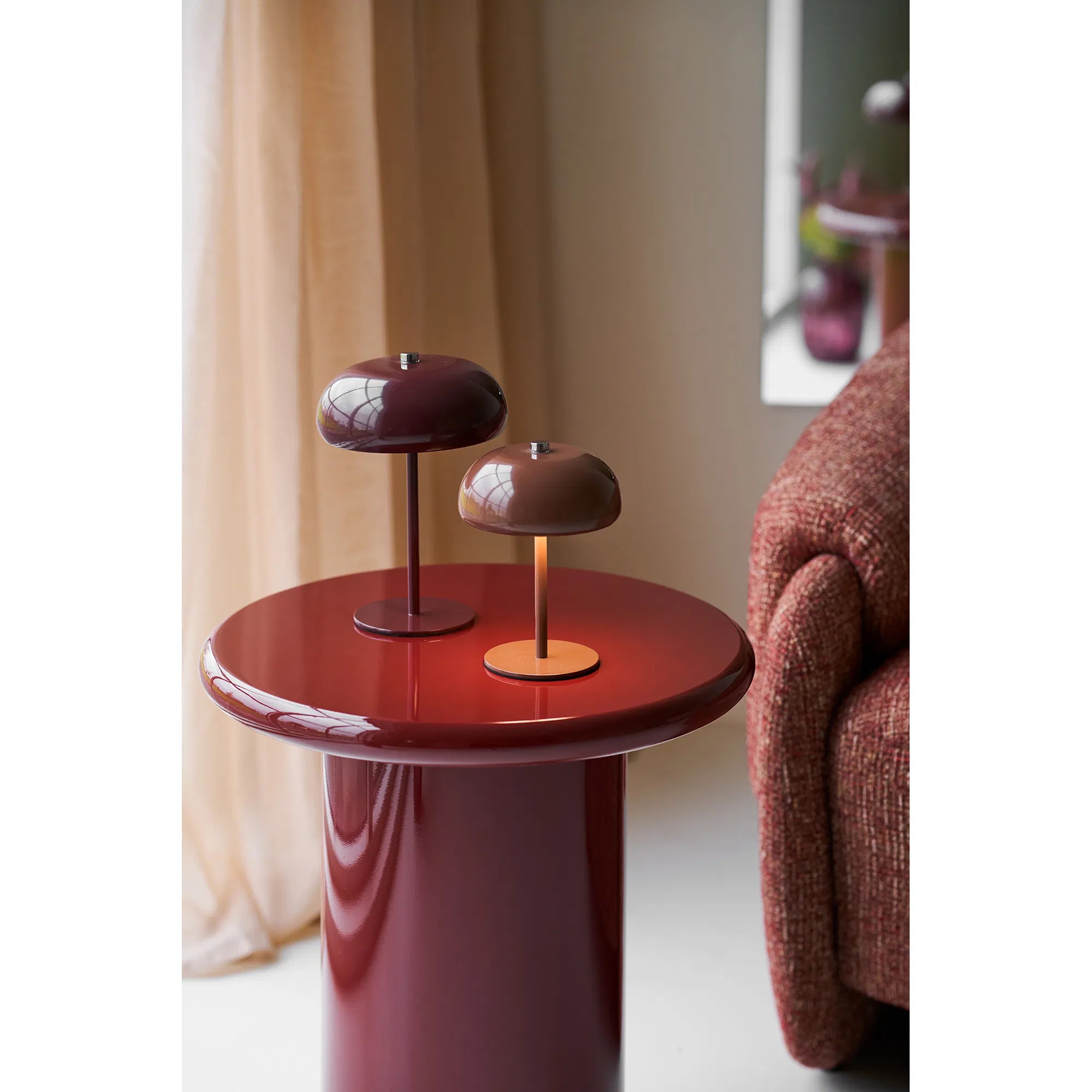 Stolná lampa Elviora - dizajnové svietidlo z kovu s LED