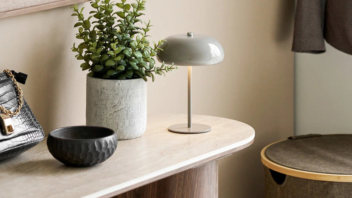 Stolová lampa France - nabíjateľná dostupná v 2 veľkostiach