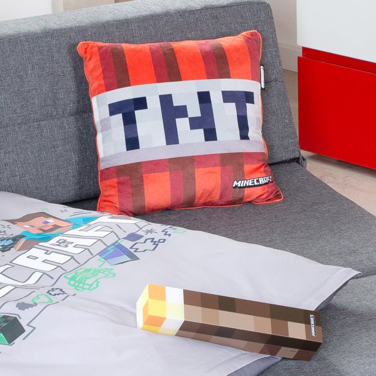 Minecraft dekoračný vankúš „TNT plyšový“ – s výplňou a zamatovým vzhľadom