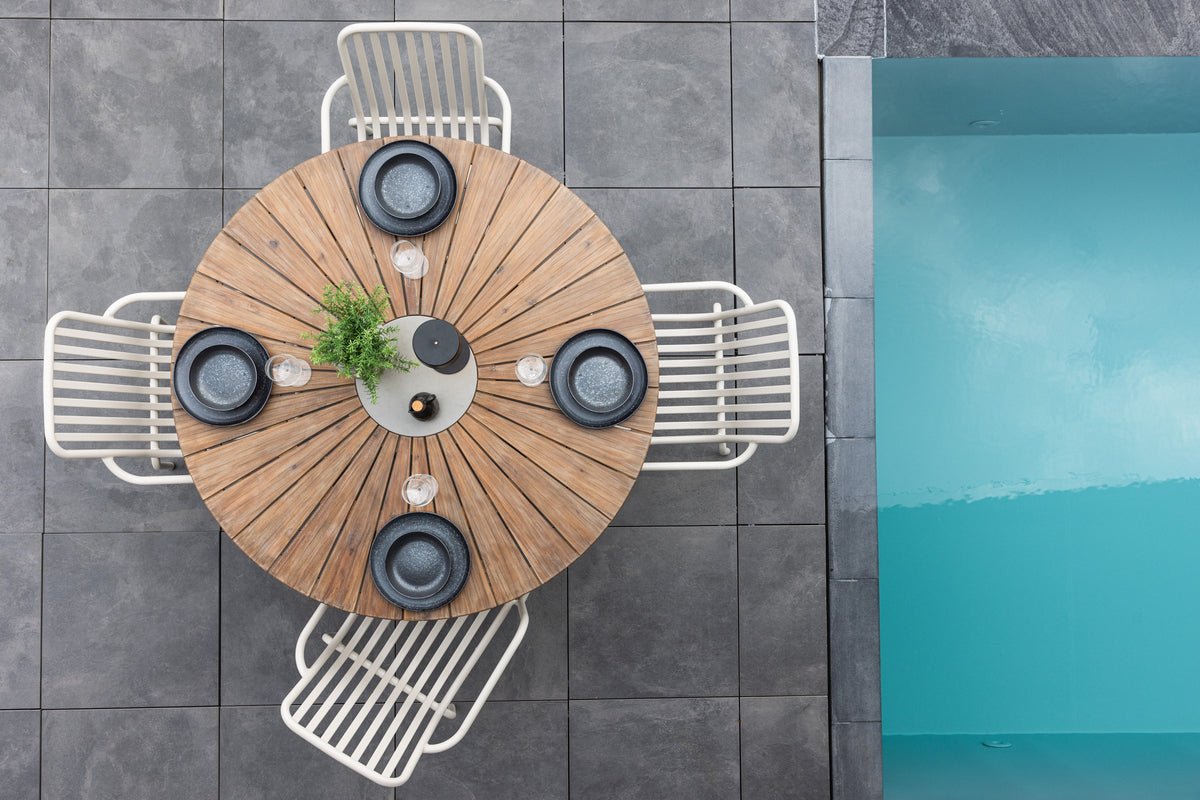 Záhradný jedálenský stôl Rose - Ø 140 cm z hnedého akáciového dreva