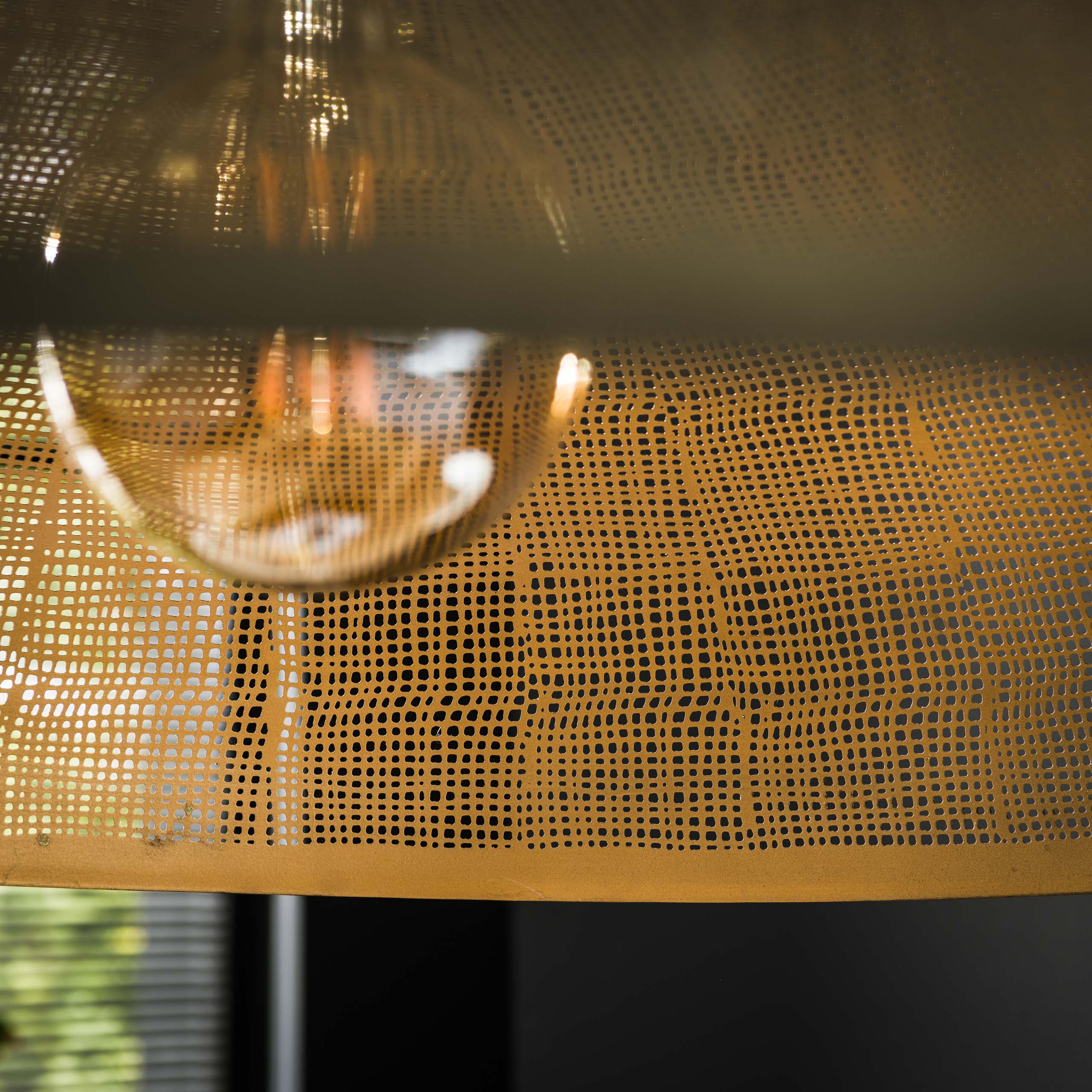 Závesné svietidlo „Helia“ – s antickou bronzovou povrchovou úpravou z kovu