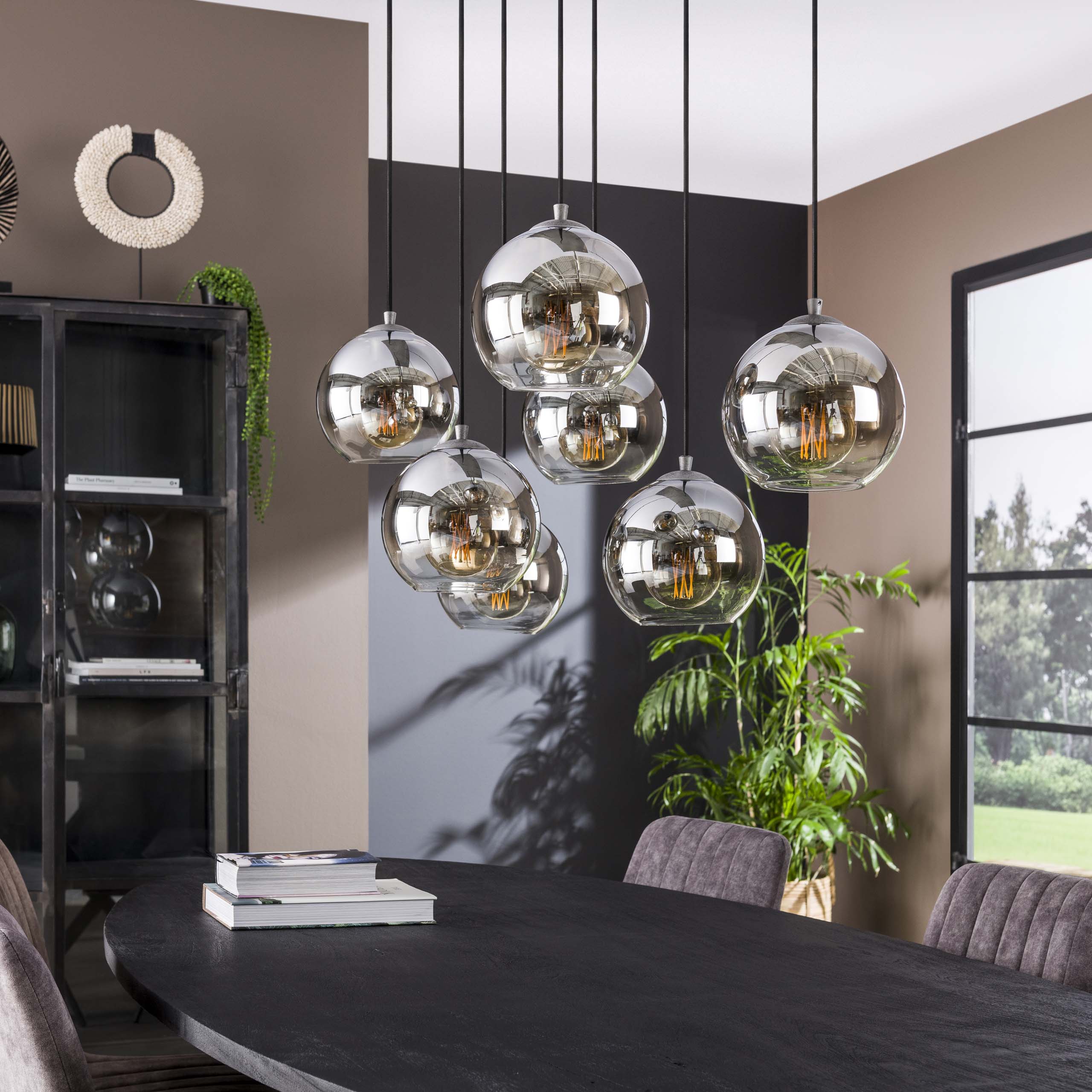 Pendelleuchte „Clarus“ – Rauchglas mit Farbverlauf und Metallarmatur