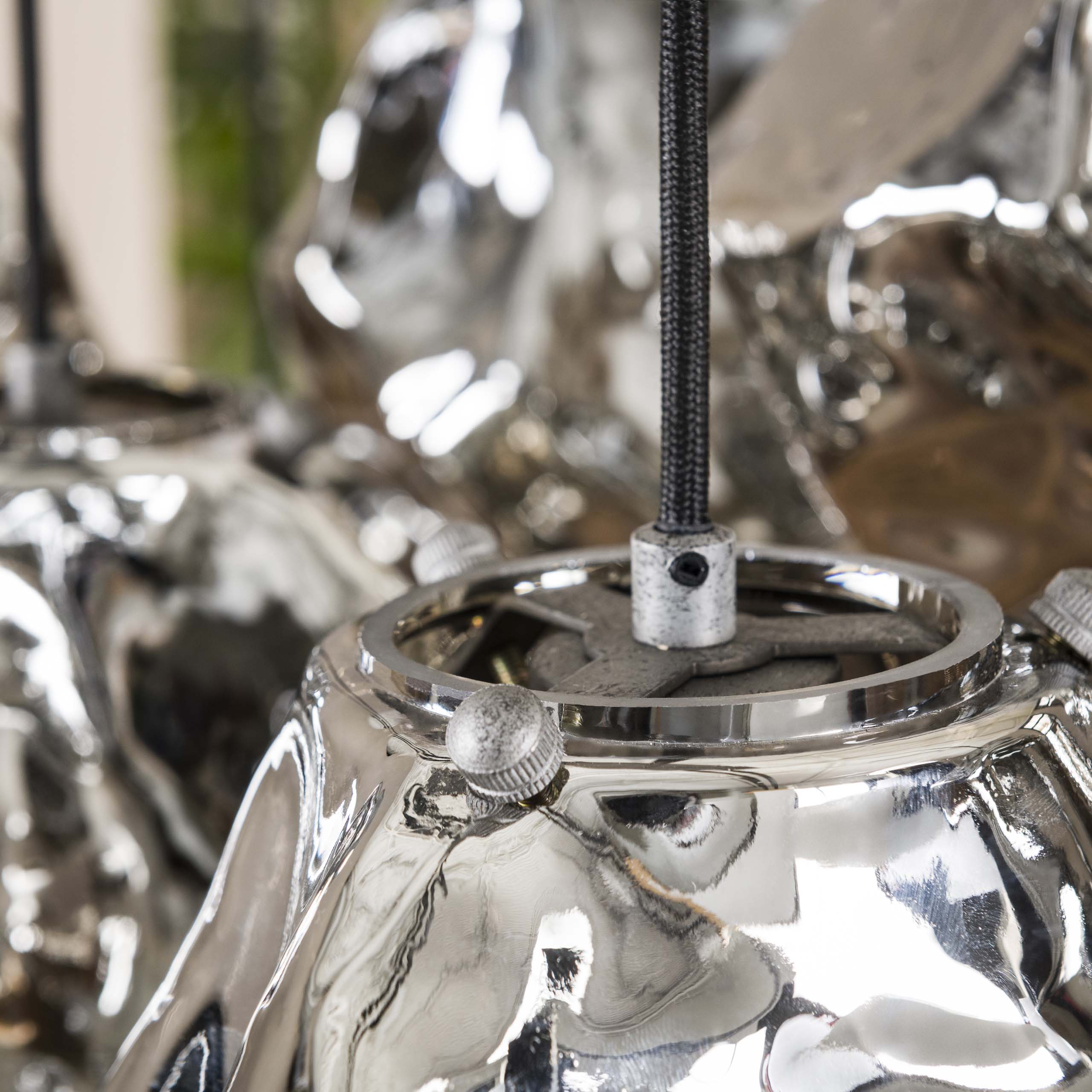 Pendelleuchte „Stellaris“ – aus mundgeblasenem Chromglas