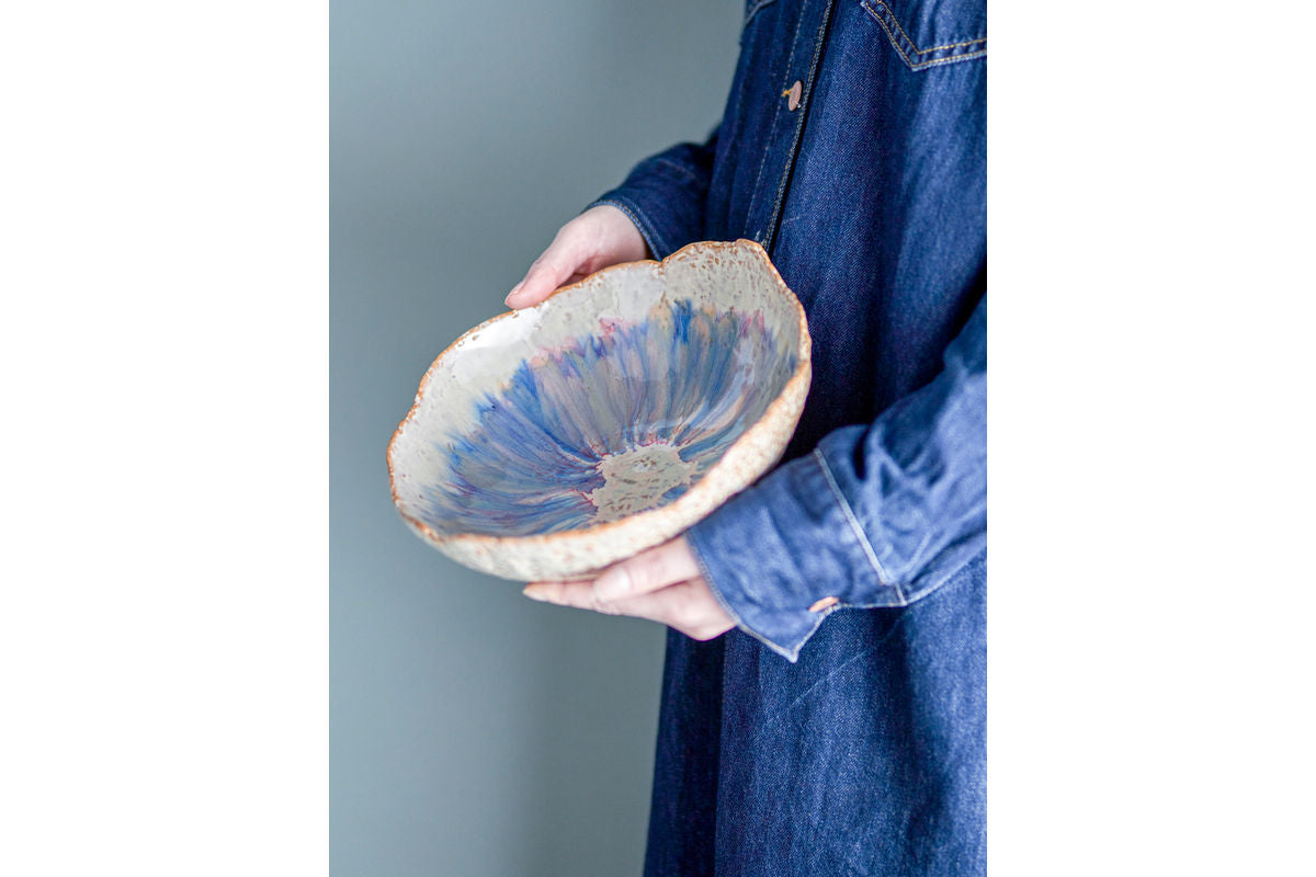 Miska Cebu – kamenina s akvarelovou glazúrou