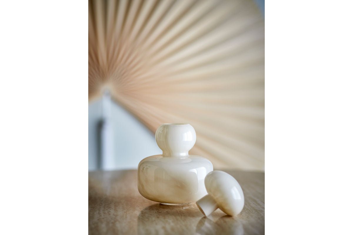 Vase „Elinor“ mit Deckel – Naturfarbenes Glas