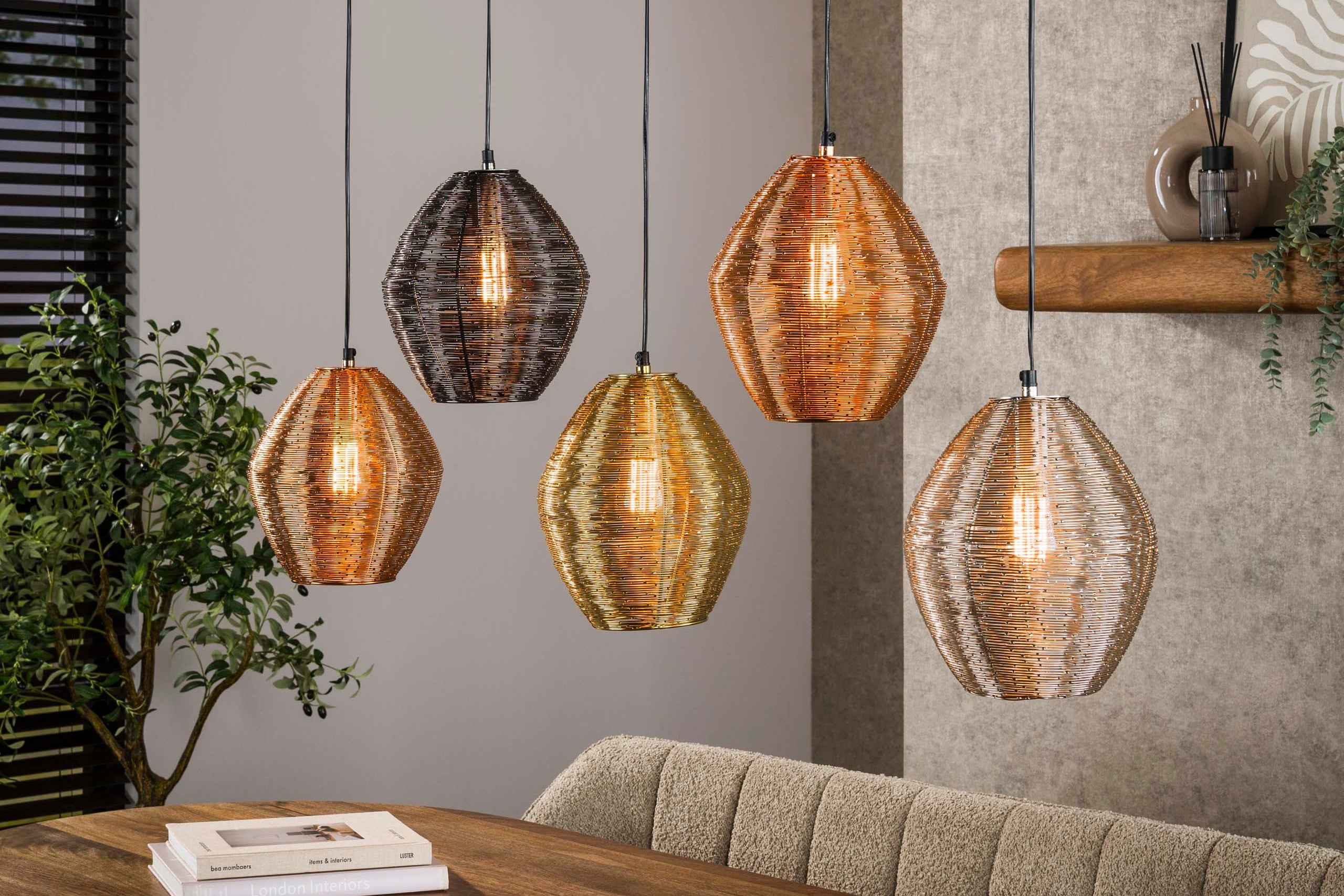 Závesné svietidlo „Sereno“ – v kovovej farebnej kombinácii čierny nikel, chróm, mosadz a meď