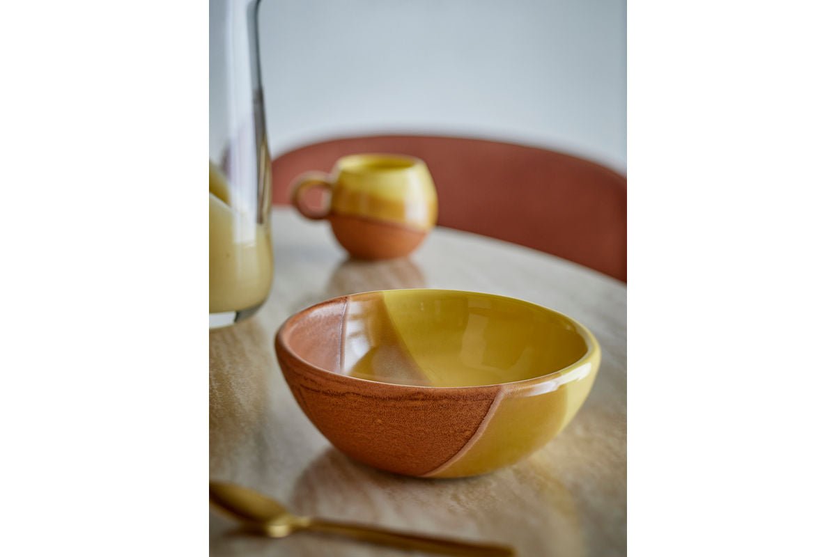 Miska Ceréa – vyrobená z kameniny – reaktívna glazúra