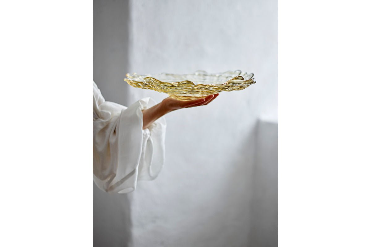 Miska Amiri – z prírodného skla s jemným vlnitým tvarom