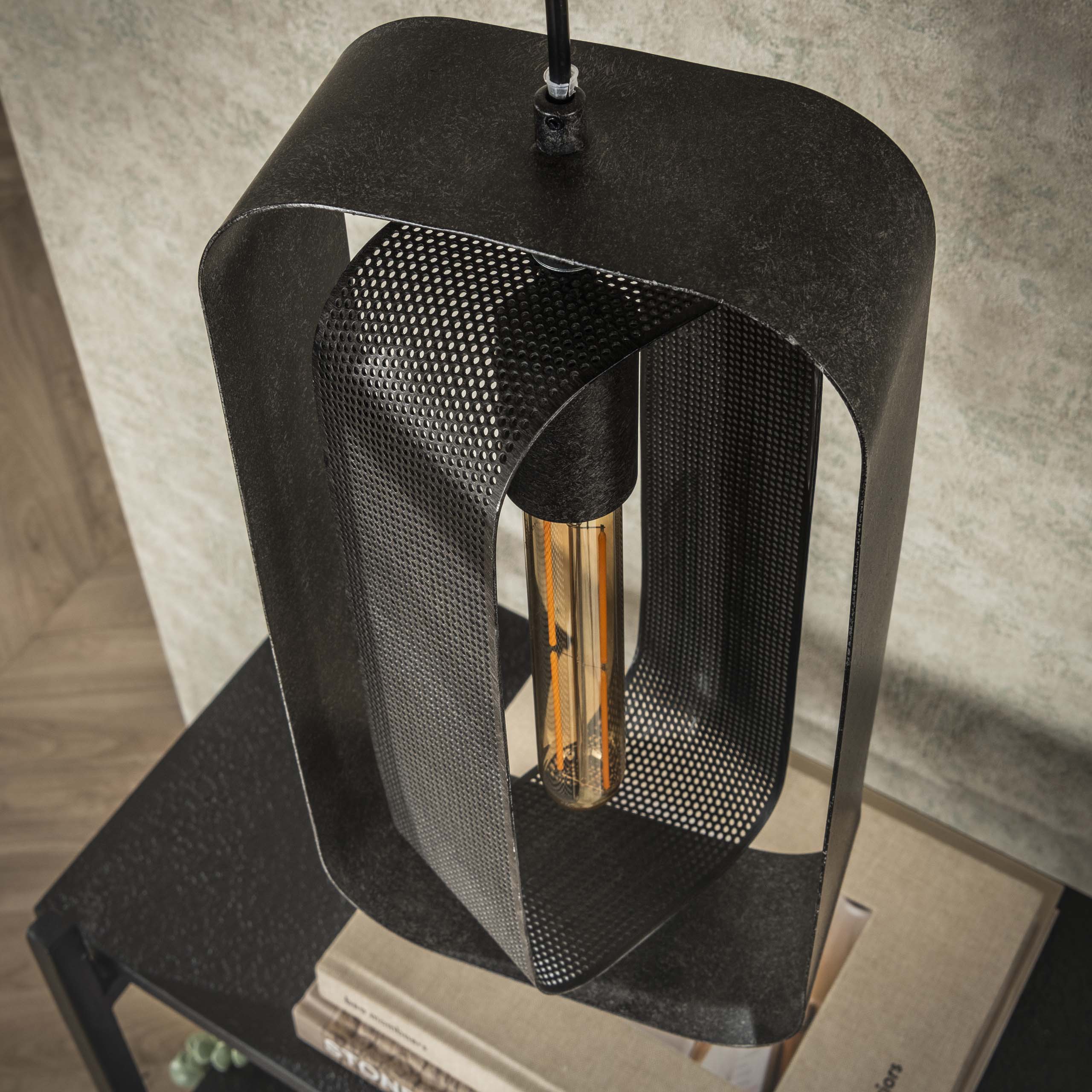 Pendelleuchte „Evelis“ –  Gestuft mit 3 Leuchten mit drehbaren Gitter-Lampenschirmen