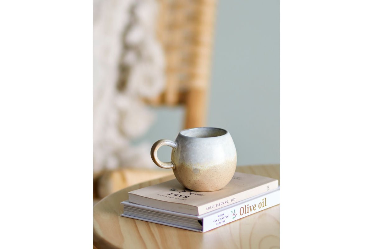 Šálka Elio - vyrobená z kameniny