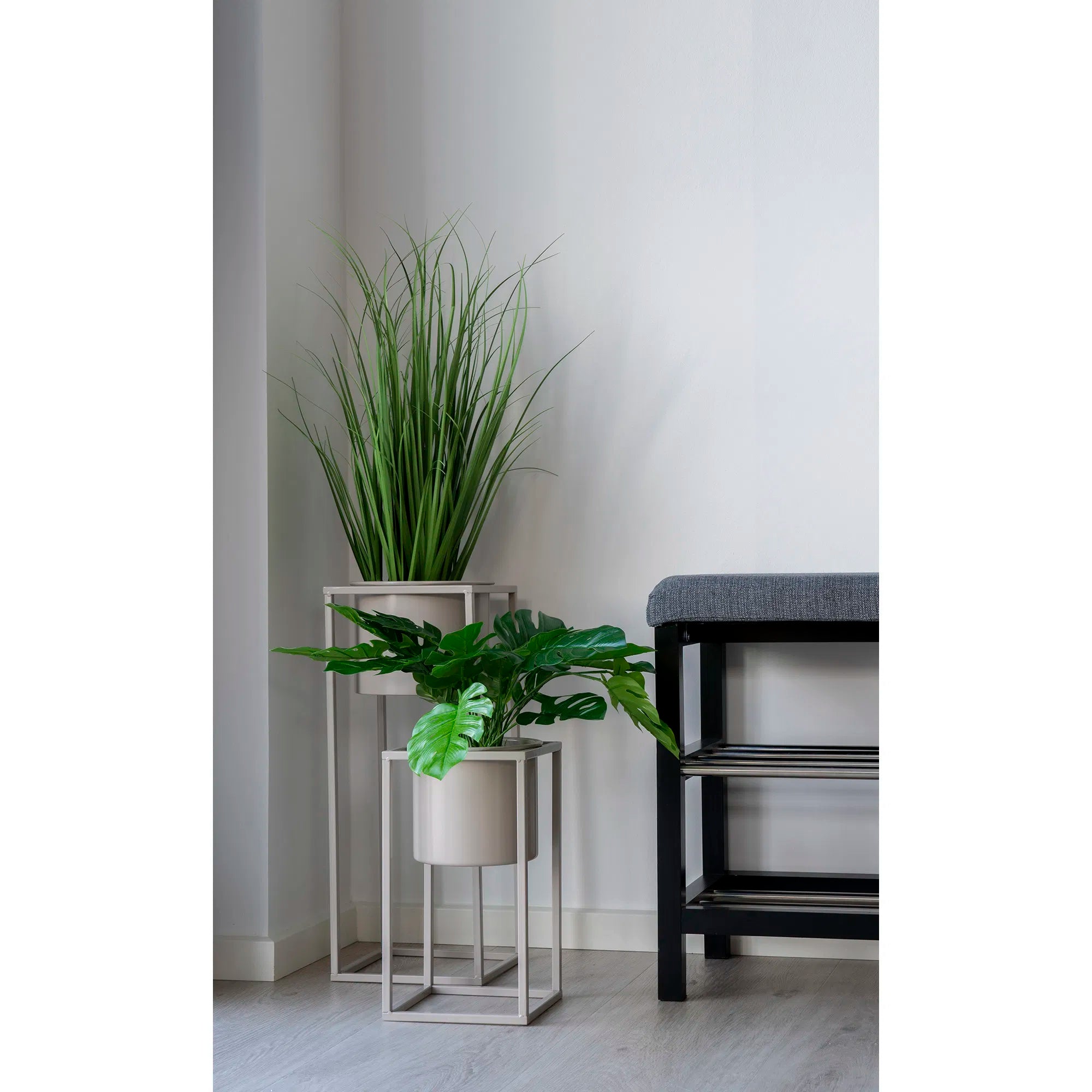 Umelá rastlina Poa Grass – 68 cm vzdušný vzhľad pre moderné priestory