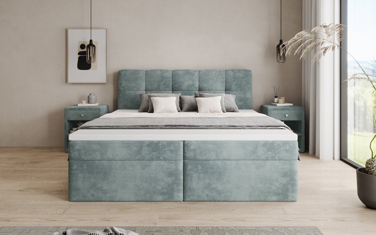 Boxspringová posteľ Cozy II v poťahu z látky Mančester s úložným priestorom