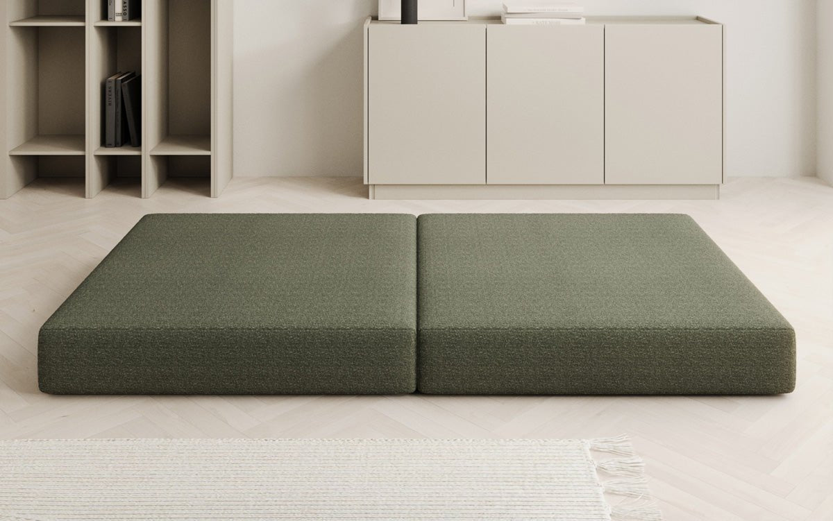Pomocná stolička Lazy v Bouclé