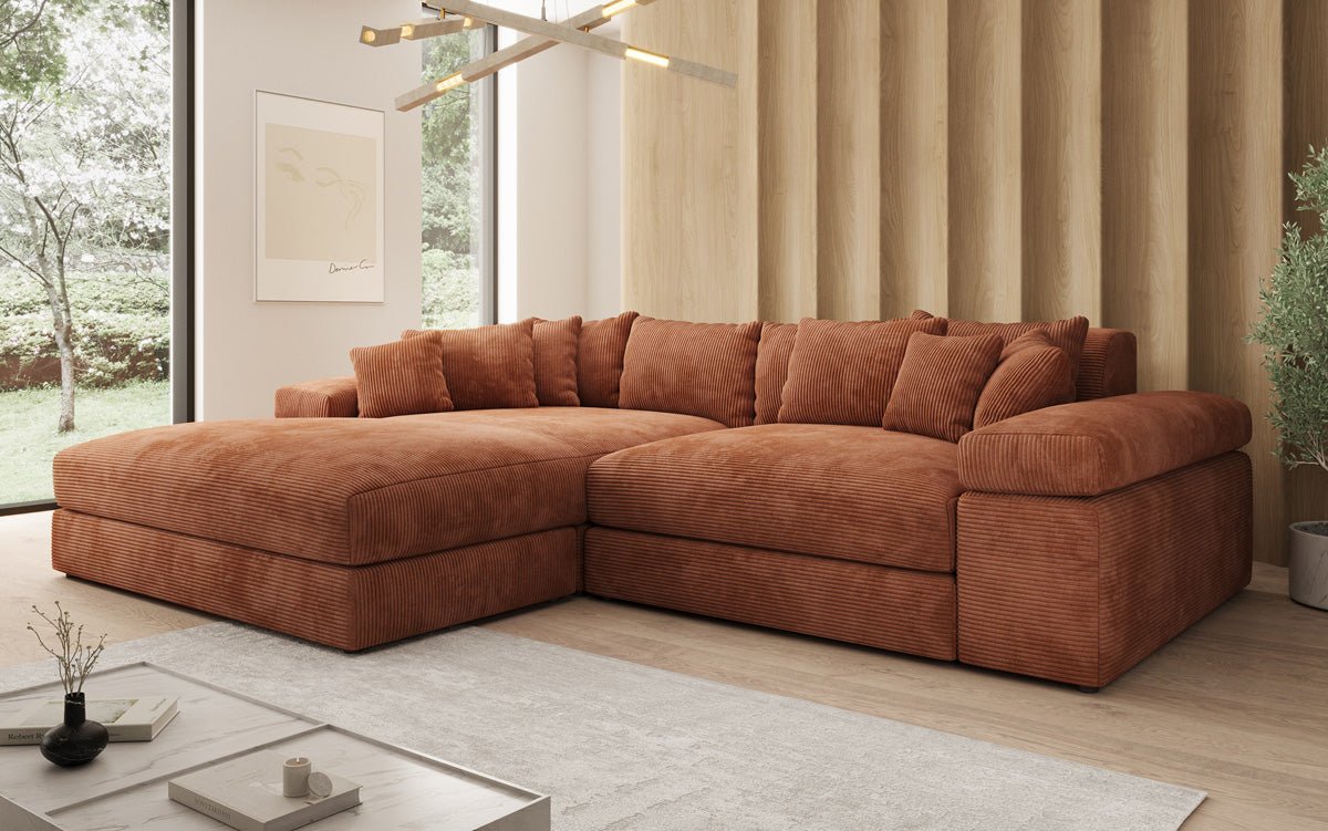 Designer Sofa Bernardo mit breiter Ottomane in Cord
