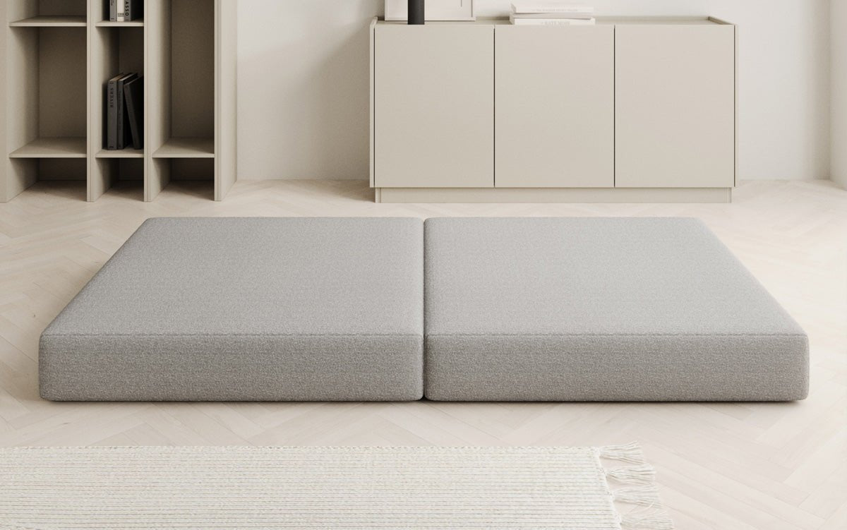 Pomocná stolička Lazy v Bouclé