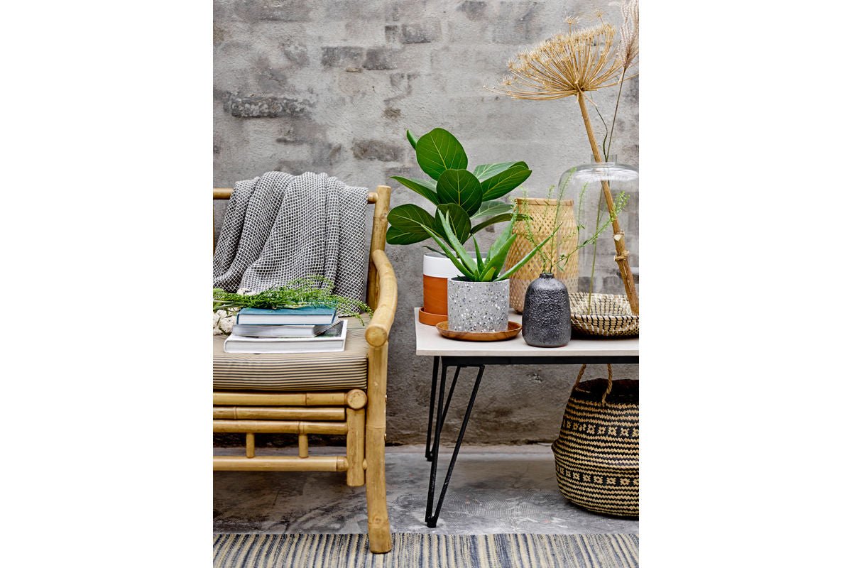 Garten-Couchtisch Sovar – Fibercement in Grau mit Metallgestell