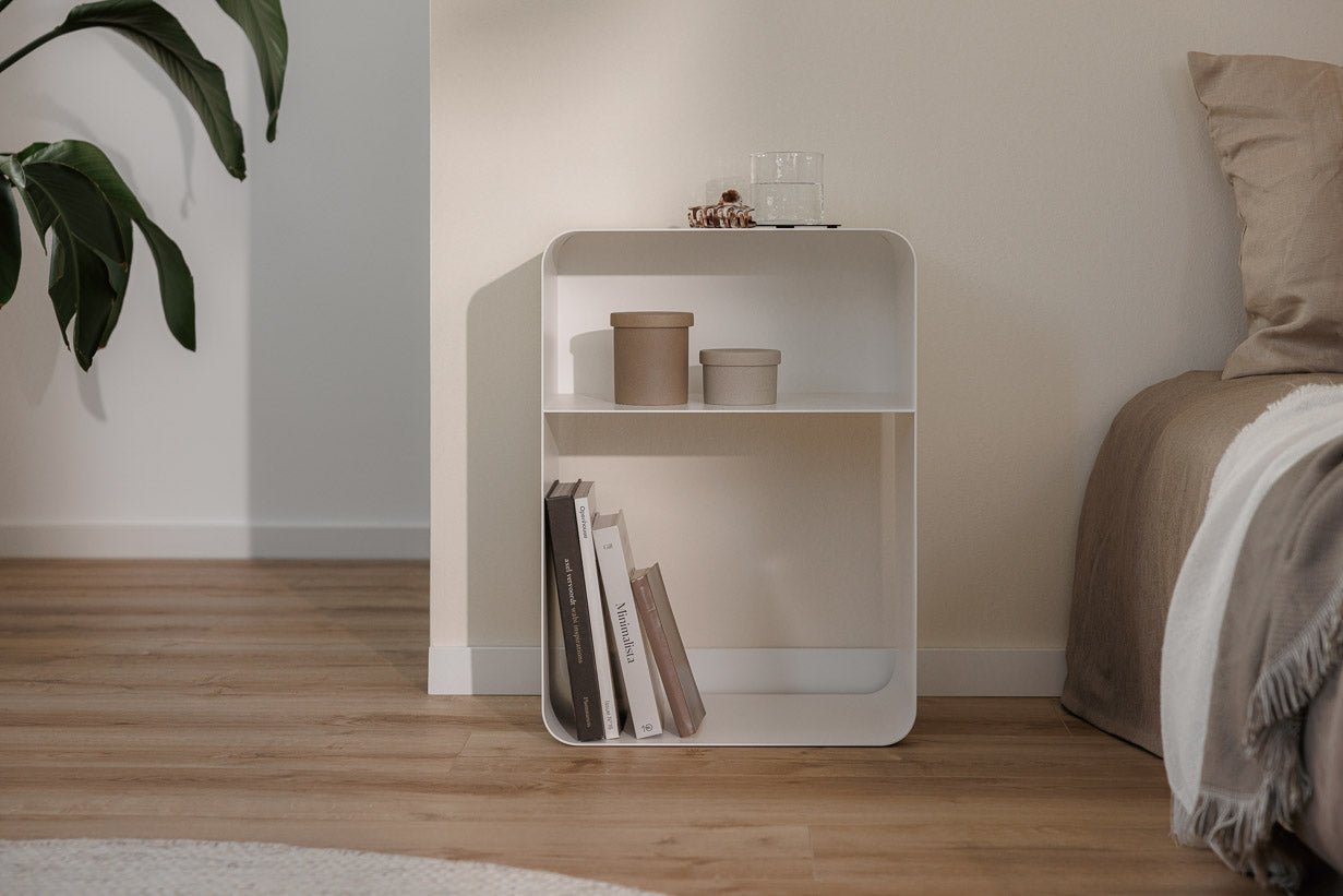 Nočný stolík Damio – minimalistický dizajn z práškovo lakovaného kovu